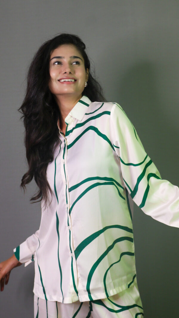 Fashion Forward Green Twin - Image 3