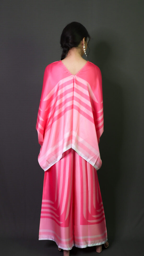 Urban Chic Pink Co-ord - Image 3