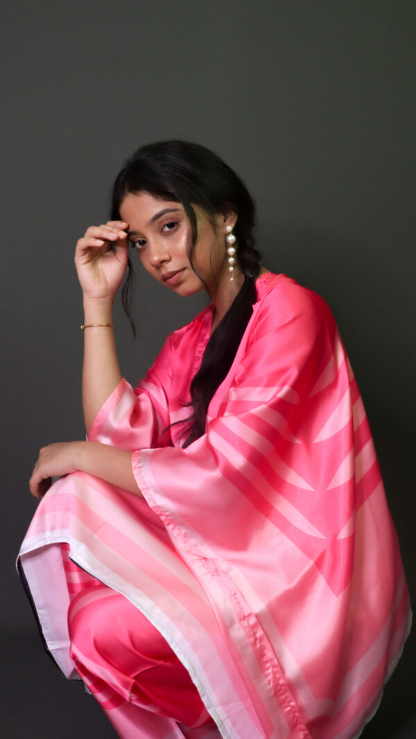 Urban Chic Pink Co-ord - Image 4