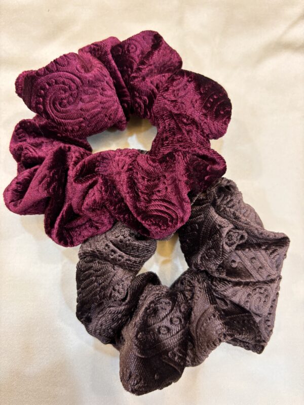 001 Flower Srunchies